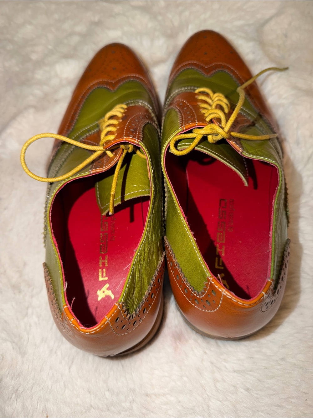 Men’s sz 12 green & tan wingtip spectators - Picture 3 of 4
